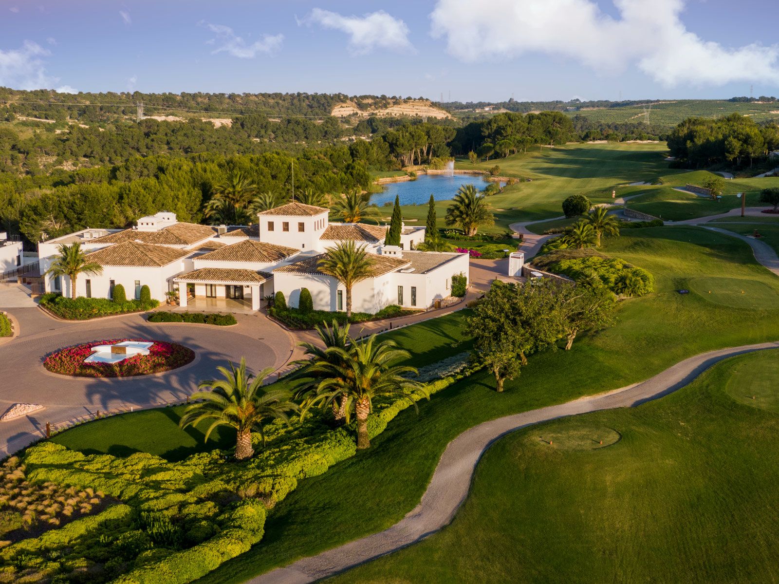 Las Colinas Golf & Country Club
